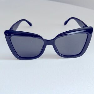 Shein Cat Frame Black Sunglasses!